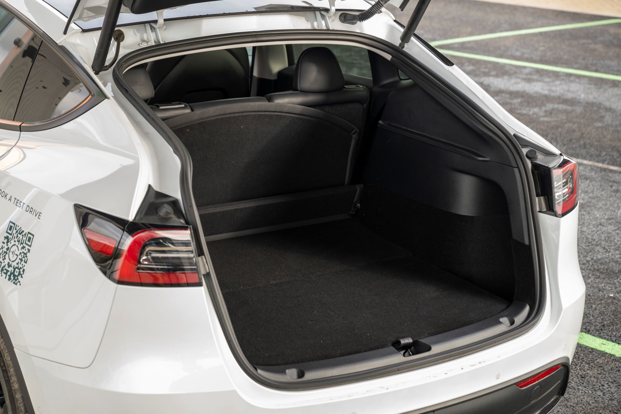 Luggage Area Kit | TESLA MODEL Y 2024