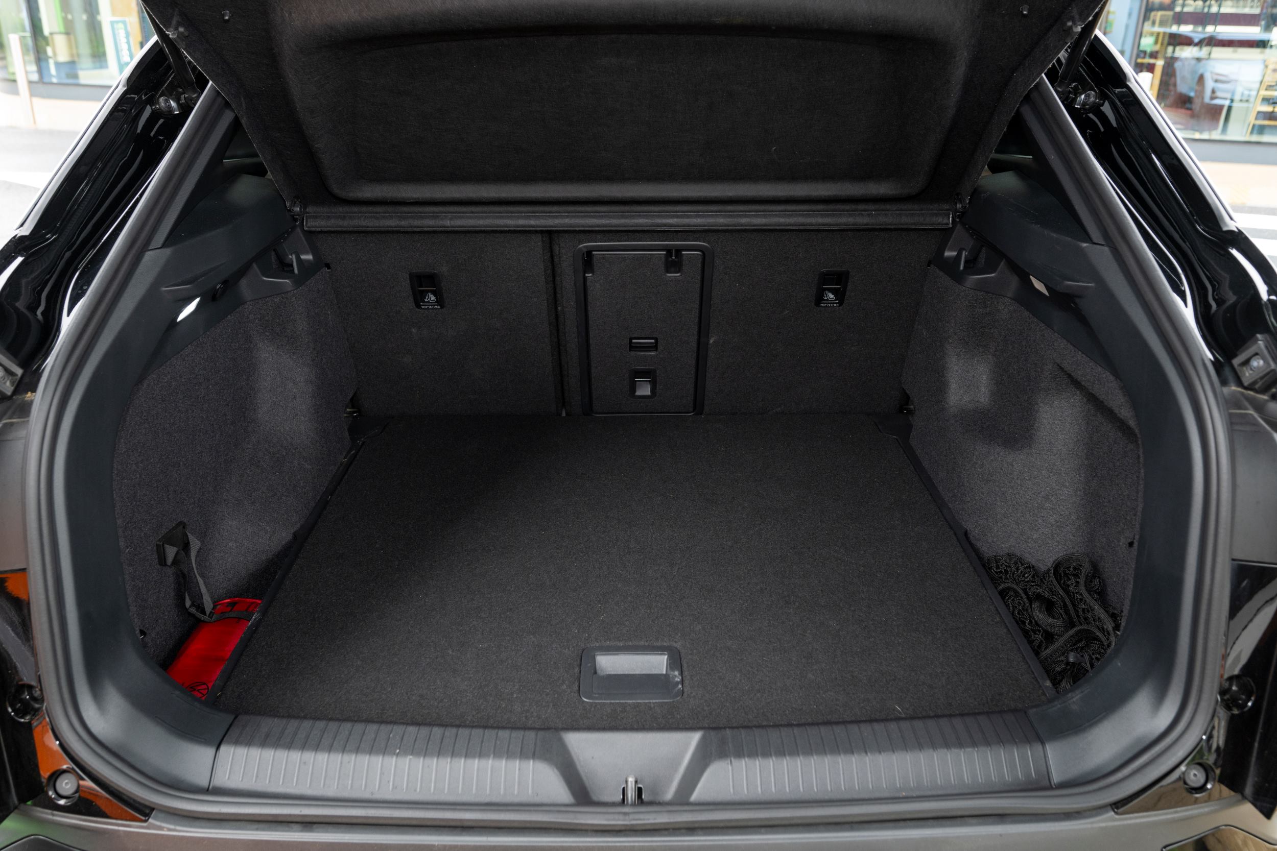 Volkswagen ID 4 Review 2024 CARWOW LEASEY