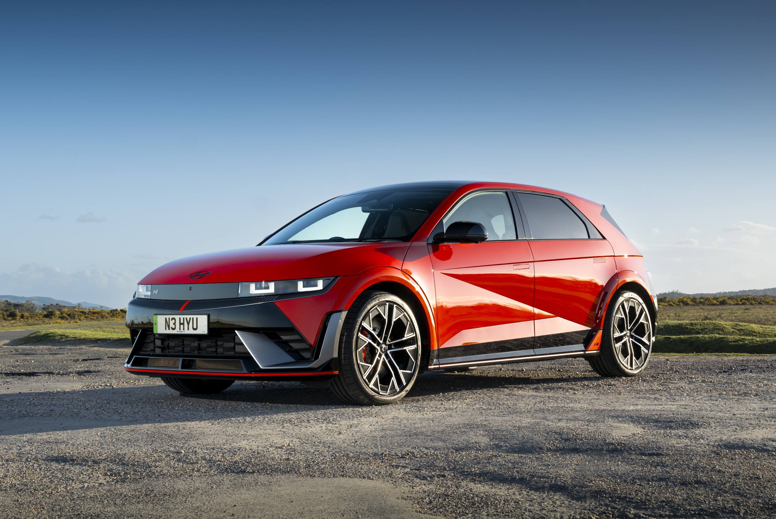 Hyundai IONIQ 5 N Review 2024 | CARWOW LEASEY